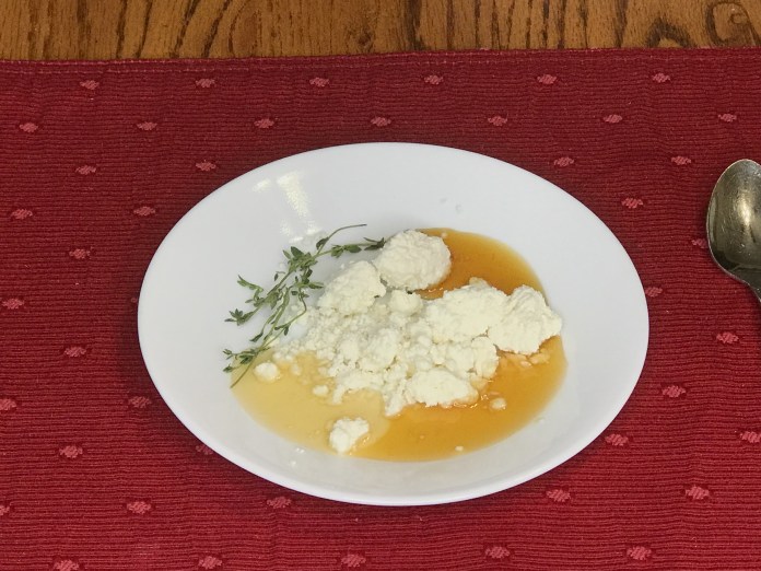 Fresh ricotta with honey and thyme