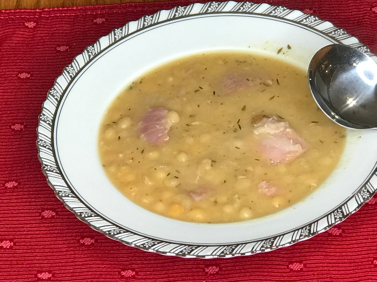 Arter med Flask - Swedish yellow pea soup